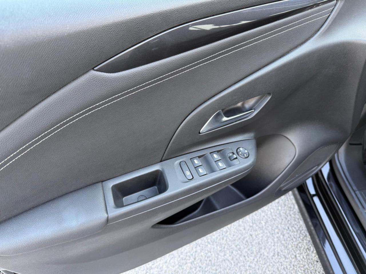 Opel Corsa 1.5 D 100 CV Elegance - Novembre 2022