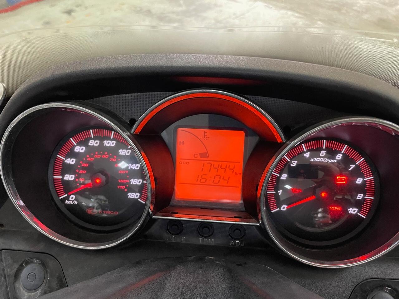 Kymco Downtown 200i UNICO PROPRIETARIO!!!