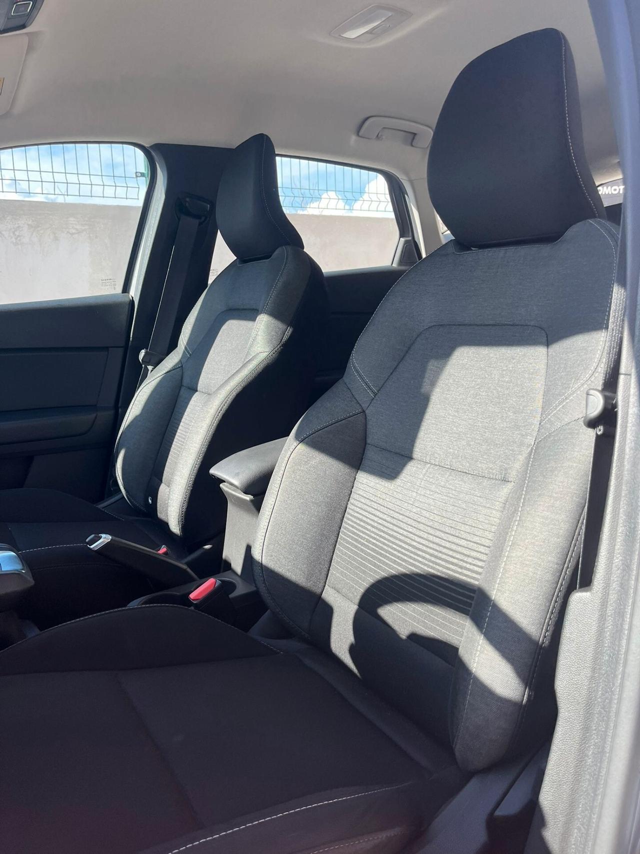 Renault Captur Blue dCi 115 CV EDC Business