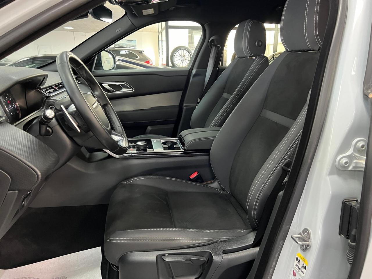Land Rover Range Rover Velar 2.0 i4 R-Dynamic HSE