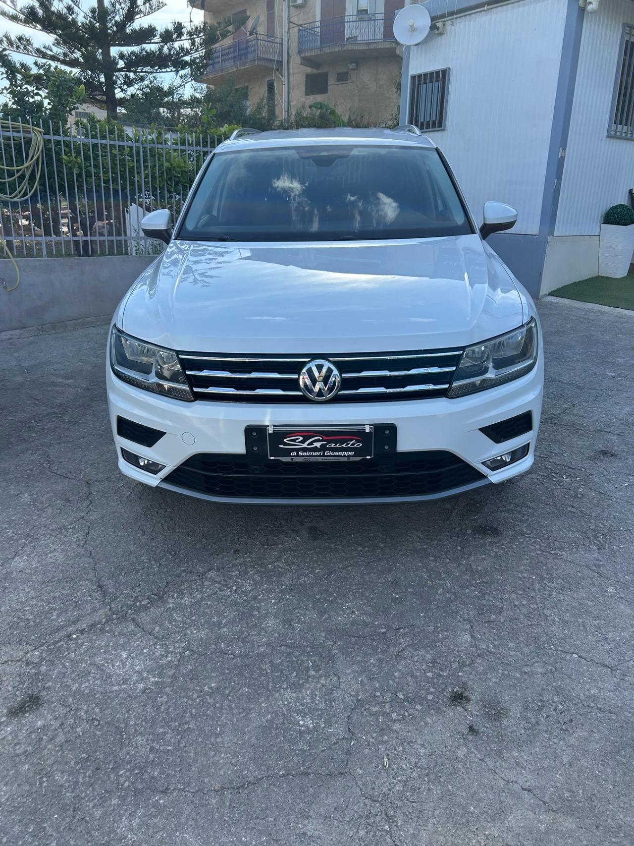 Volkswagen Tiguan Allspace Tiguan Allspace 2.0 BiTDI SCR DSG 4MOT. Advanced R-Line BMT