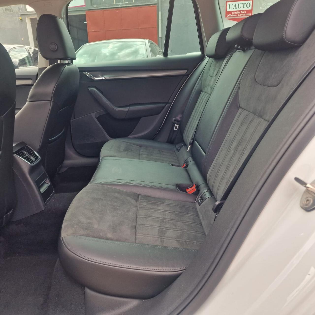 Skoda Octavia 1.5 DSG Wagon Ambition G-Tec GANCIO TRAINO UNICO PROPRIETARIO