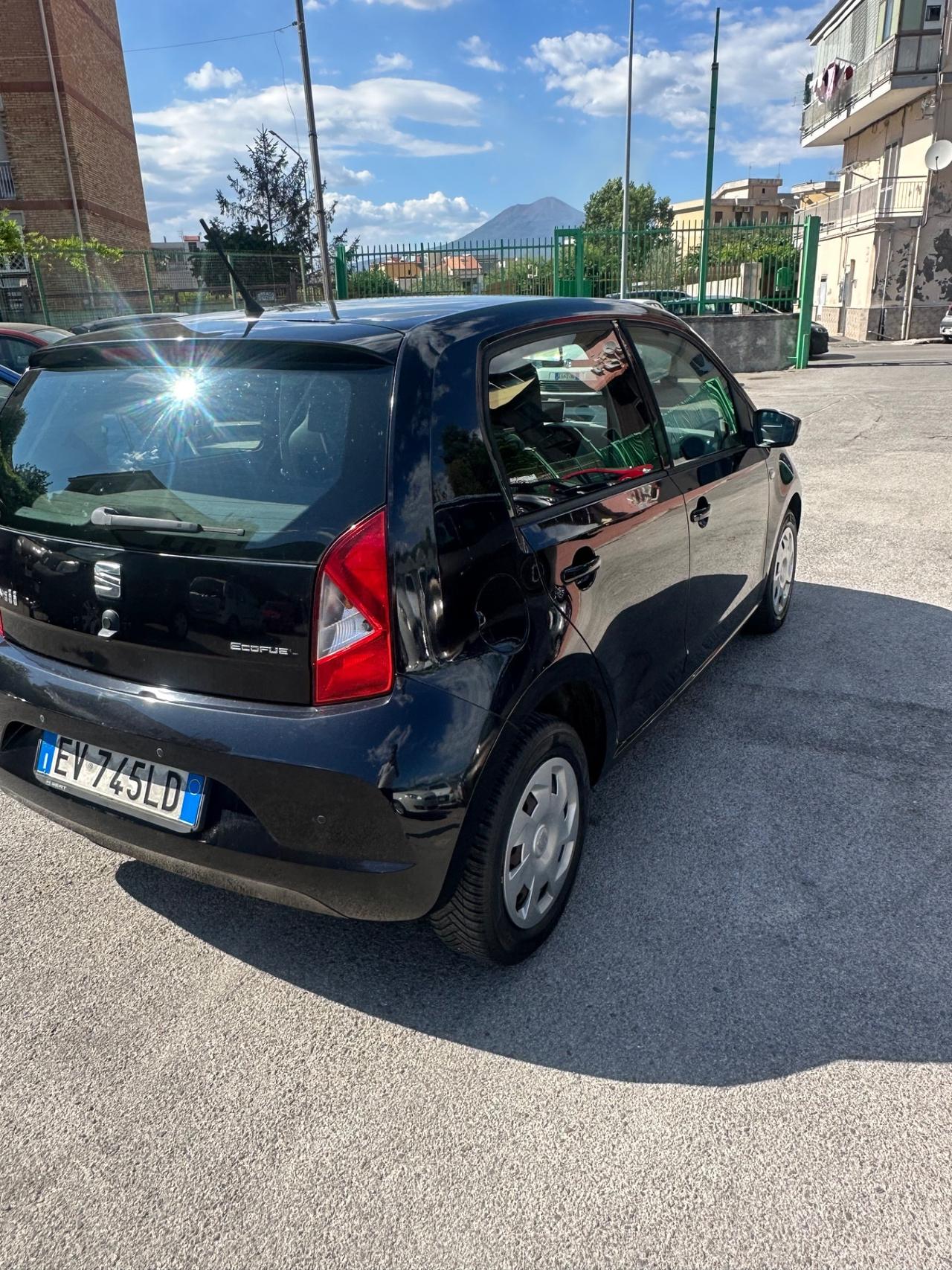Seat Mii 1.0 68 CV 5 porte Chic Ecofuel