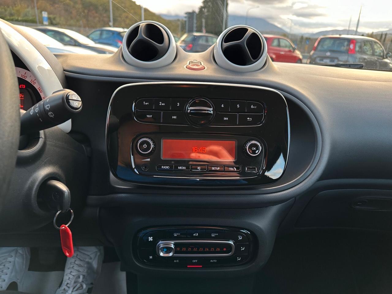 Smart ForFour 70 1.0 Youngster