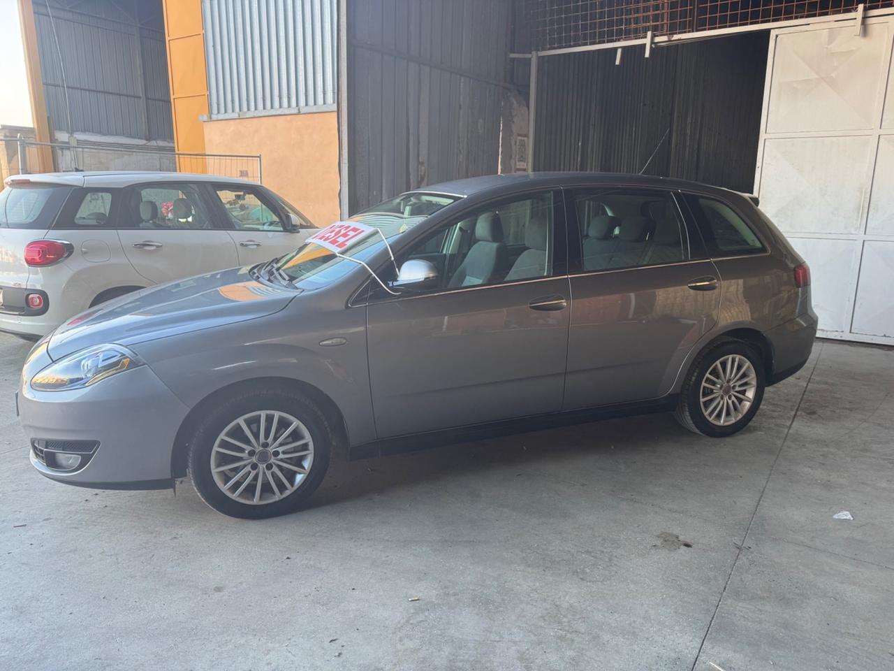 Fiat Croma 1.9 Multijet Emotion