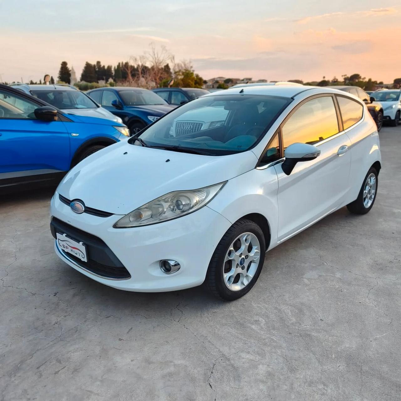 Ford Fiesta 1.2 Titanium SOLI 2.190EURO
