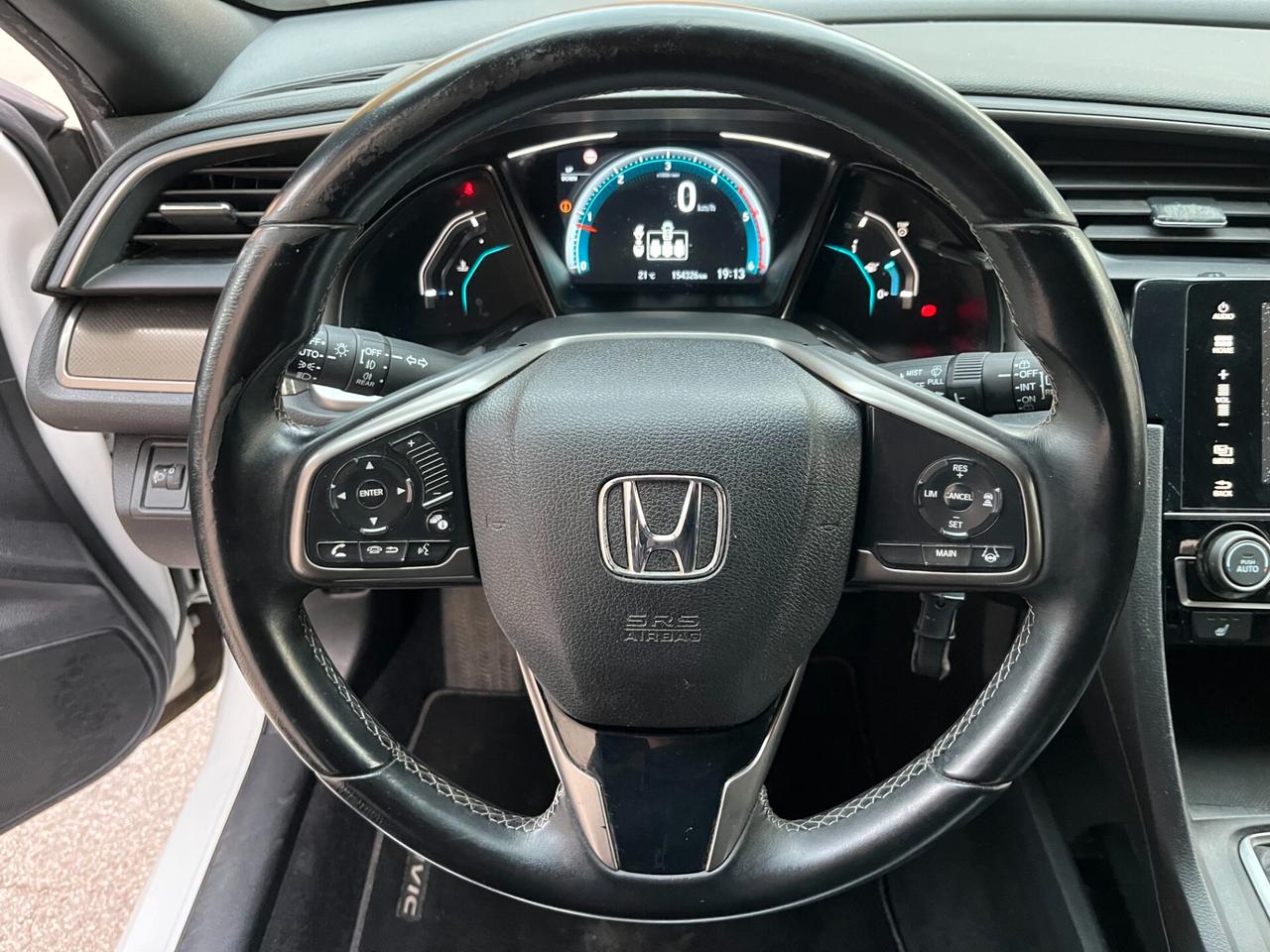 Honda Civic 1.6 5 porte Elegance Navi
