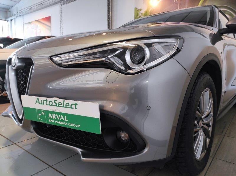 ALFA ROMEO Stelvio - Stelvio 2.2 Turbodiesel 190 CV AT8 Q4 Business