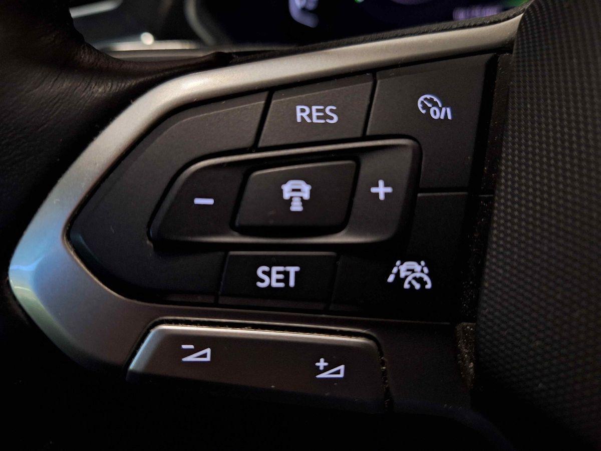 VOLKSWAGEN Tiguan 2.0 TDI DSG - VIRTUAL COCKPIT - APPLE - MATRIX - GAR.24 MESI