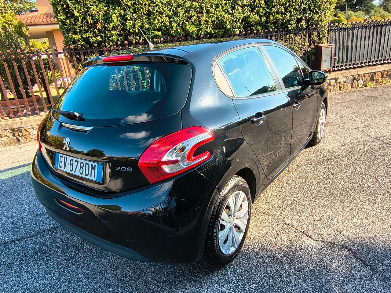 Peugeot 208 1.4 HDi 68 CV 5 porte Access