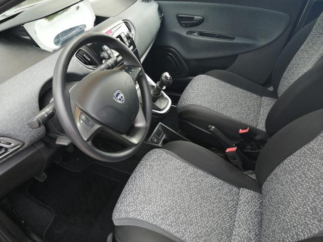 LANCIA Ypsilon 1.0 FireFly 5 porte S&S Hybrid Silver Plus