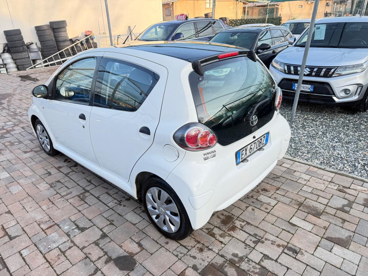 Toyota Aygo 1.0 12V VVT-i 5 porte Cool Soda Connect