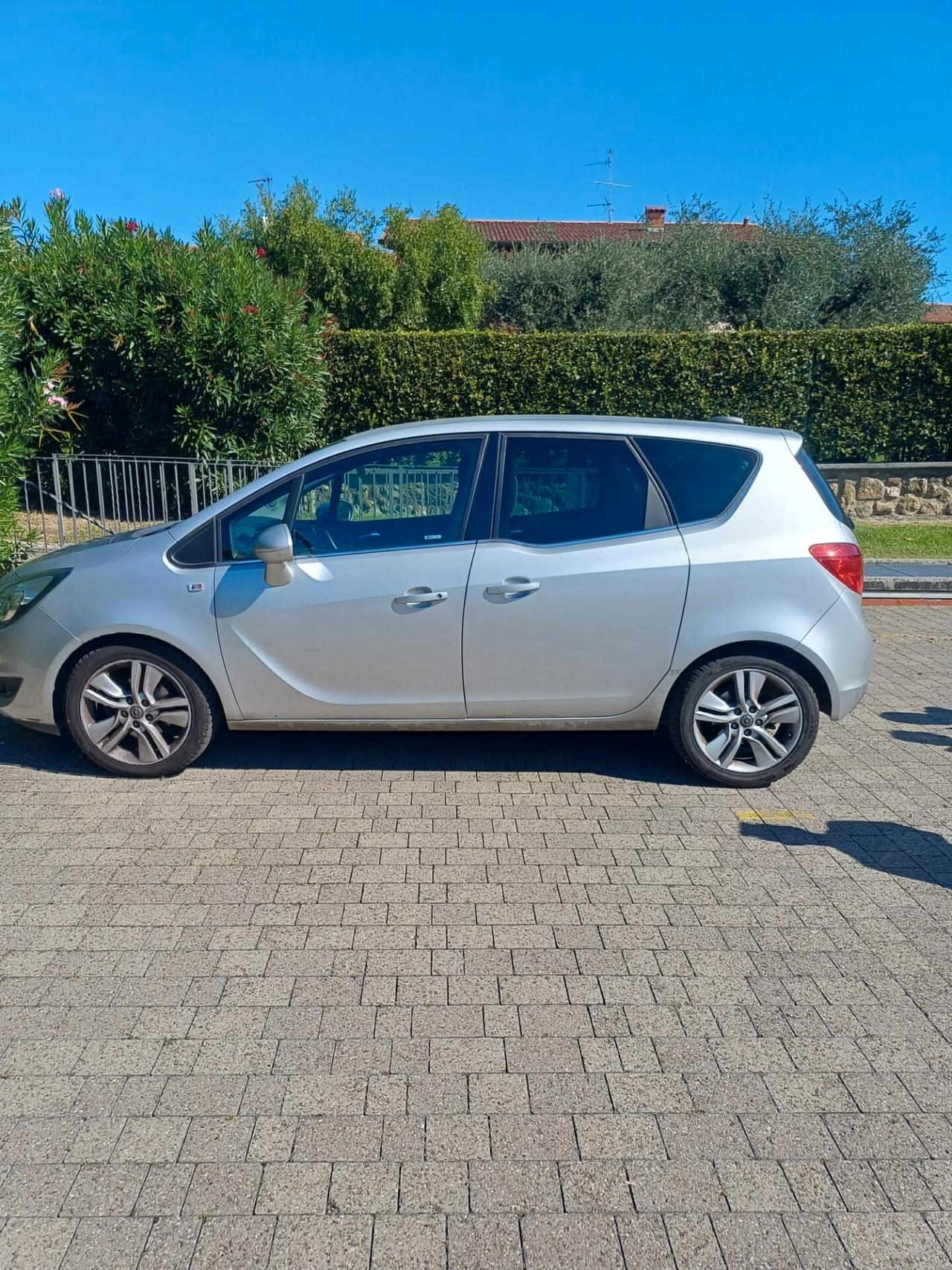 Opel Meriva 1.4 Turbo 120CV Cosmo CON PORTA BICI