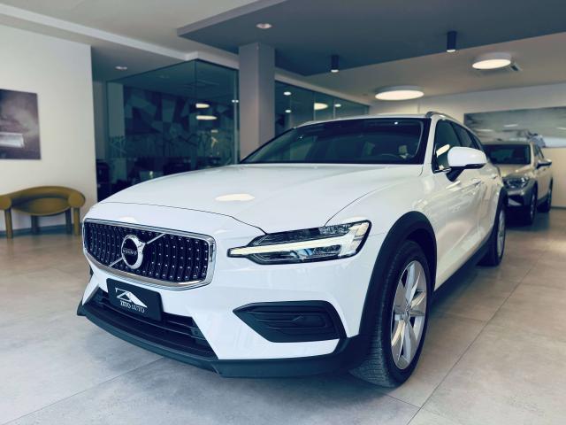 Volvo V60 Cross Country 2.0 d4 Business Plus awd geartronic