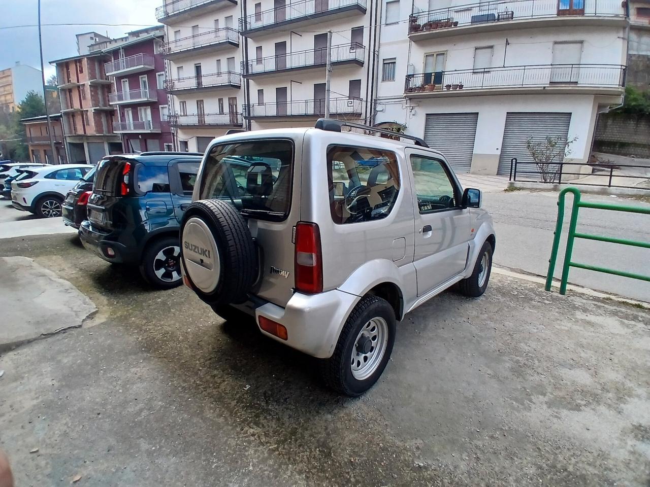 Suzuki Jimny 1.5 DDiS cat 4WD JLX Più