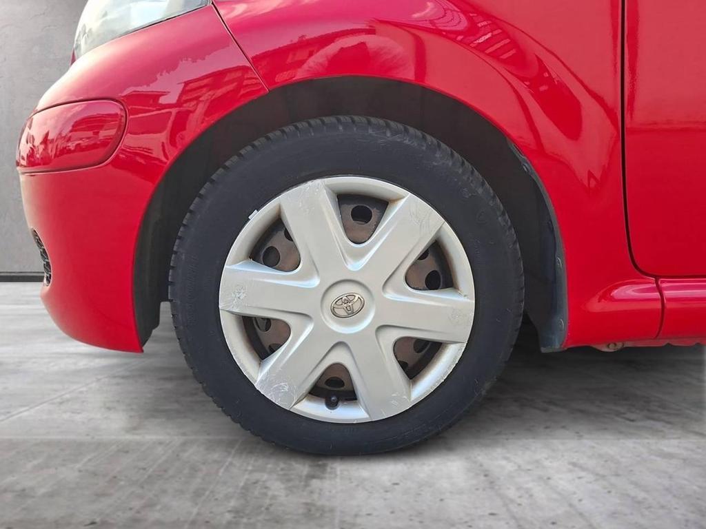 Toyota Aygo 3 Porte 1.0 Now Red Edition