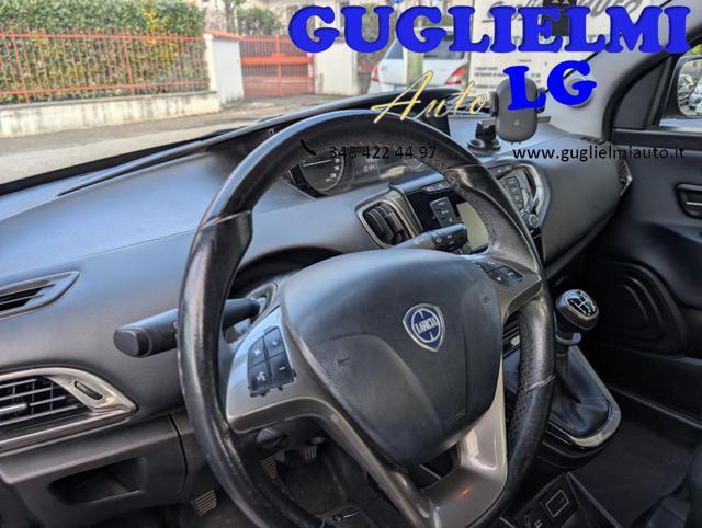 LANCIA Ypsilon 1.2 69 CV 5 porte Gold