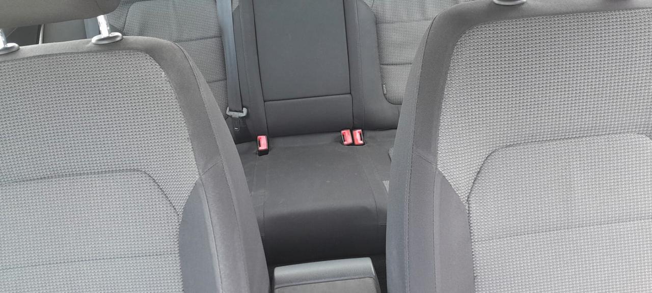 VOLKSWAGEN PASSAT 1.6 105 CV