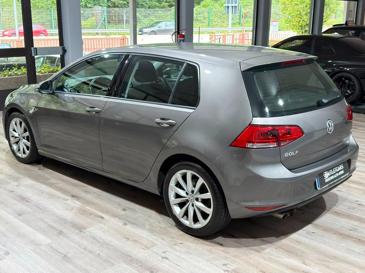 VOLKSWAGEN GOLF 1.6 TDI 105cv 4MOTION HIGHLINE