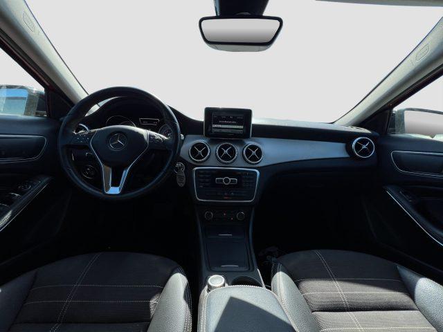 MERCEDES-BENZ CLA sse GLA GLA 180 CDI Automatic Sport