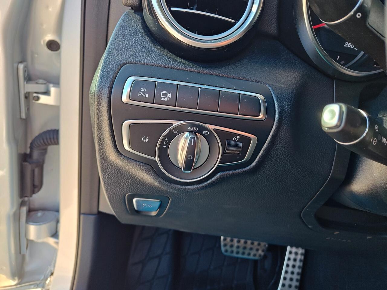 MERCEDES GLC COUPÉ 250 D 4MATIC PREMIUM AMG NIGHT