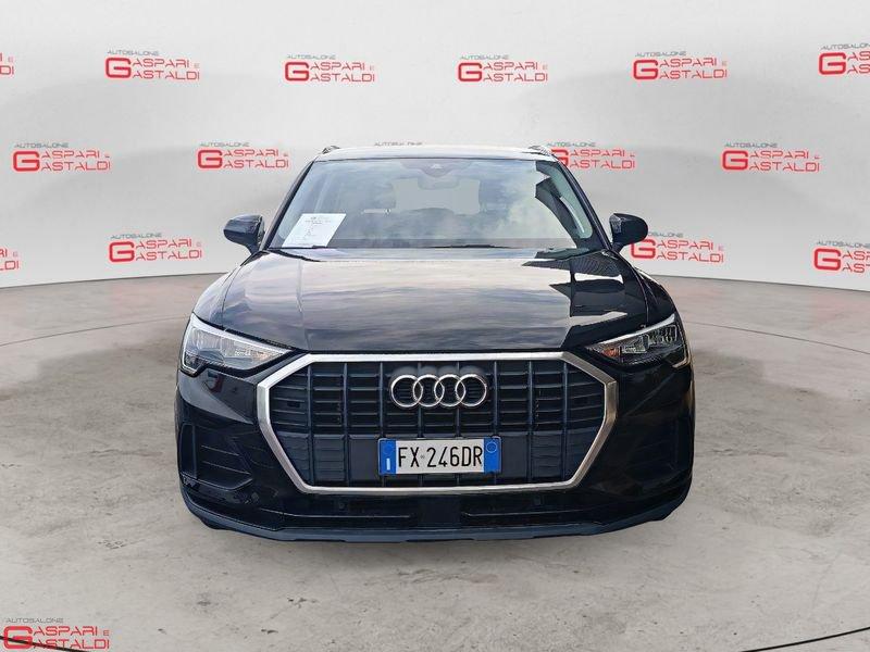 Audi Q3 35 TDI S tronic Business