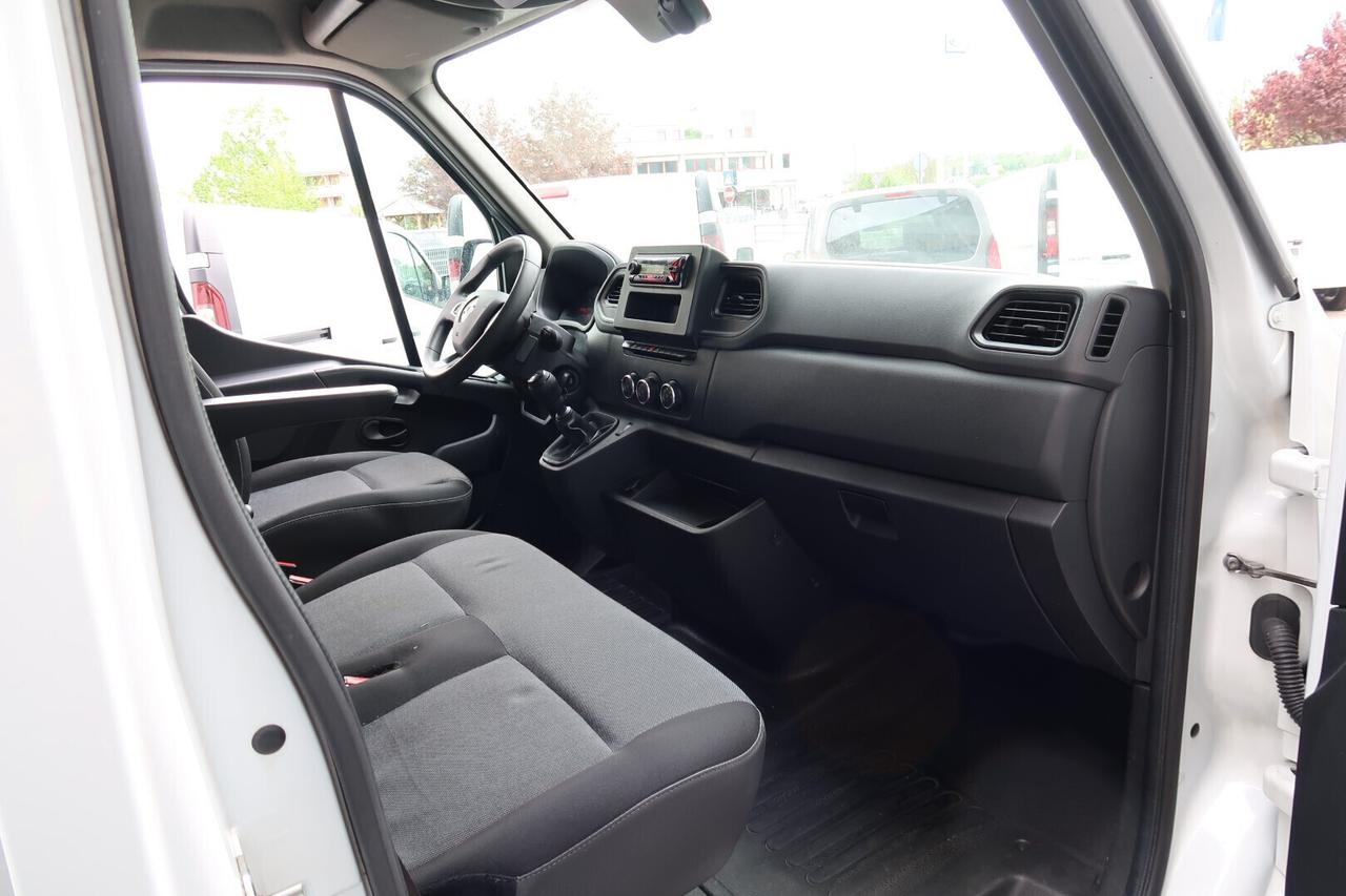 Renault Master 2.3 dCi TA L2 H2 VAN