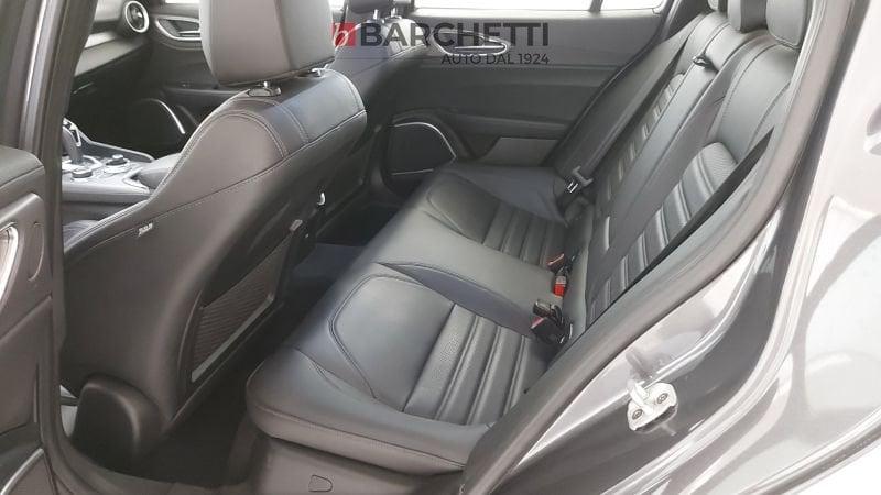 Alfa Romeo Giulia VELOCE 2.2 TUBO AT8 210CV AWD Q4 E6D-TEMP