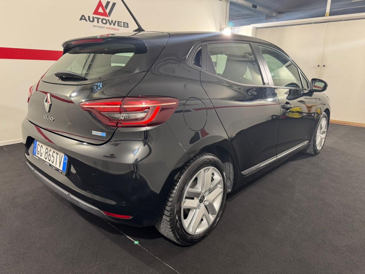Renault Clio Full Hybrid E-Tech 140 CV 5 porte Intens