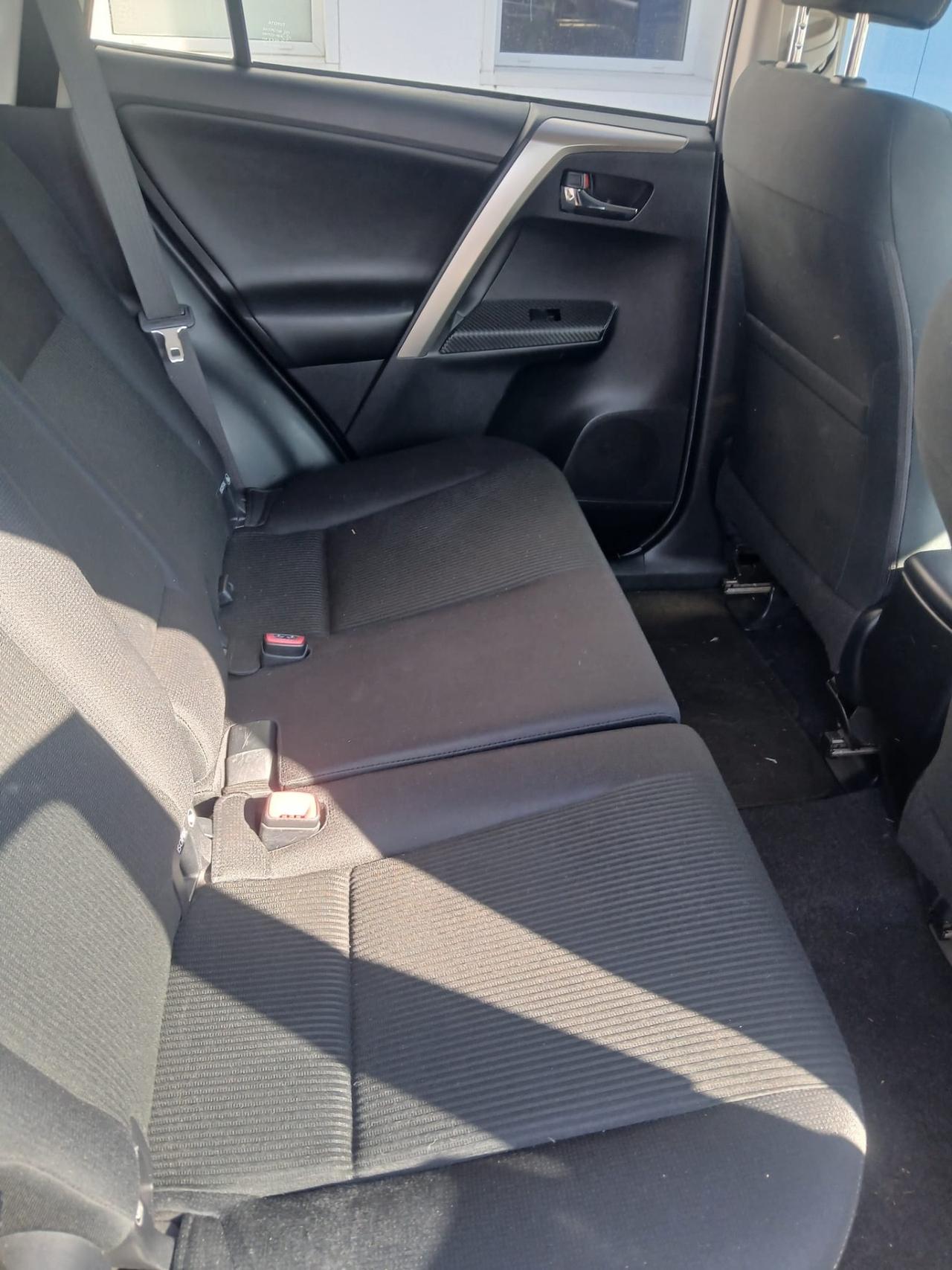 Toyota RAV 4 RAV4 2.0 D-4D 2WD