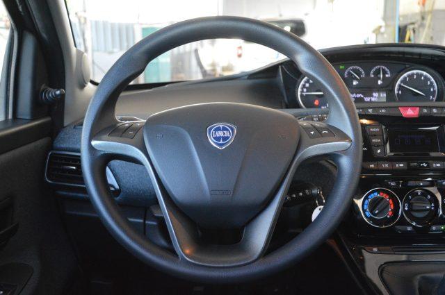 LANCIA Ypsilon 1.0 FireFly 5 porte S&S Hybrid Silver