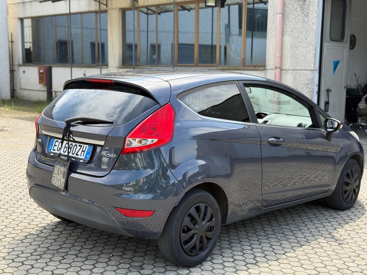 Ford Fiesta 1.4 TDCi 70CV 3 porte Titanium