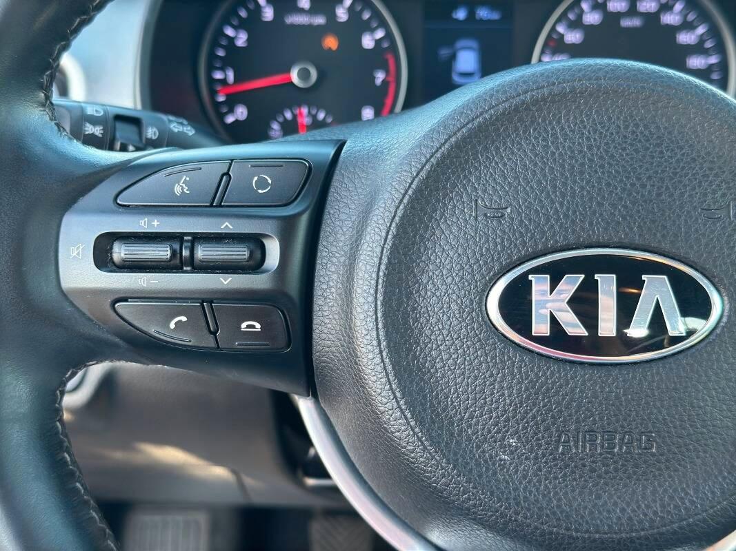 Kia Stonic 1.4 mpi eco Style GPL 97cv CON TELECAM E CARPLAY
