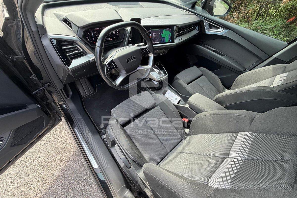 AUDI Q4 40 e-tron S line edition