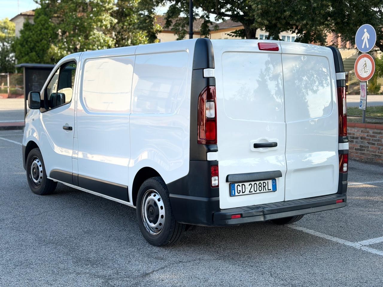 Renault traffic 2.0 diesel 2021