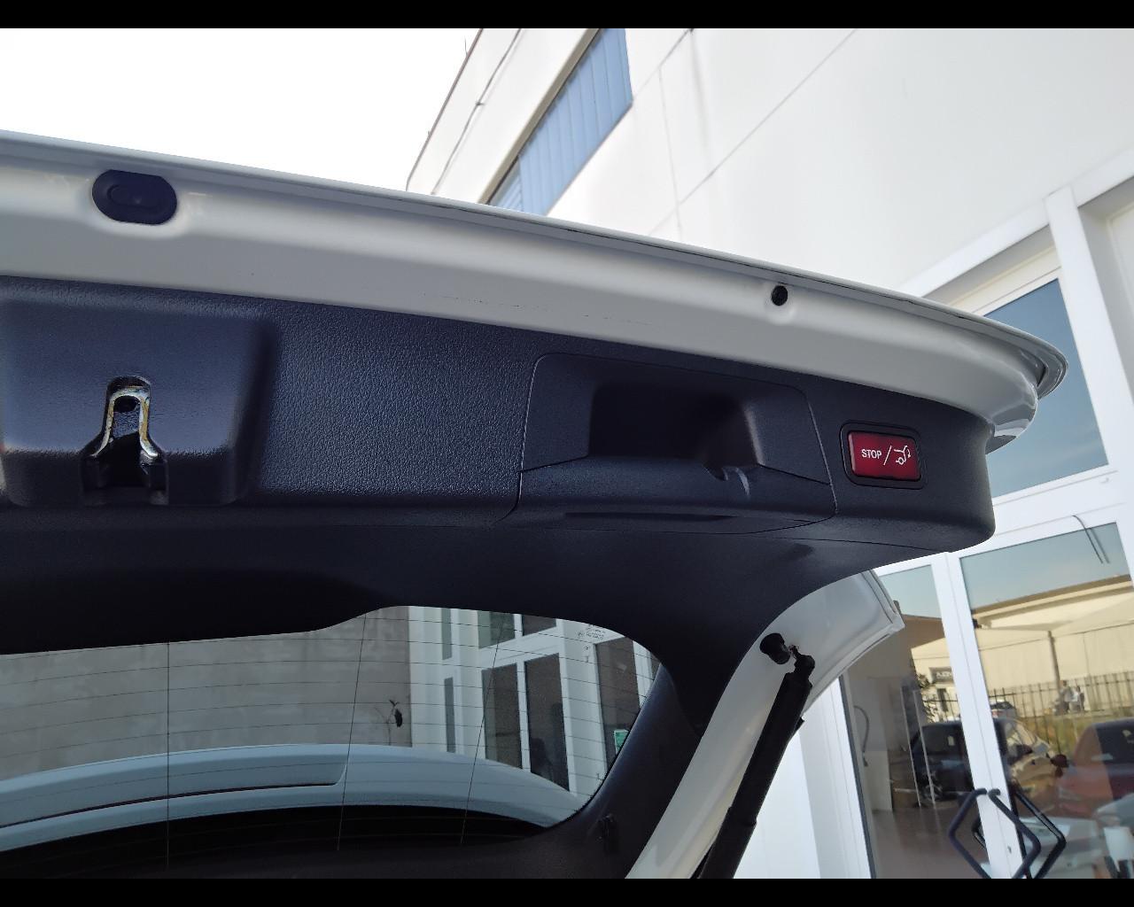 Mercedes-Benz GLA-H247 2020 - GLA 180 d Premium auto