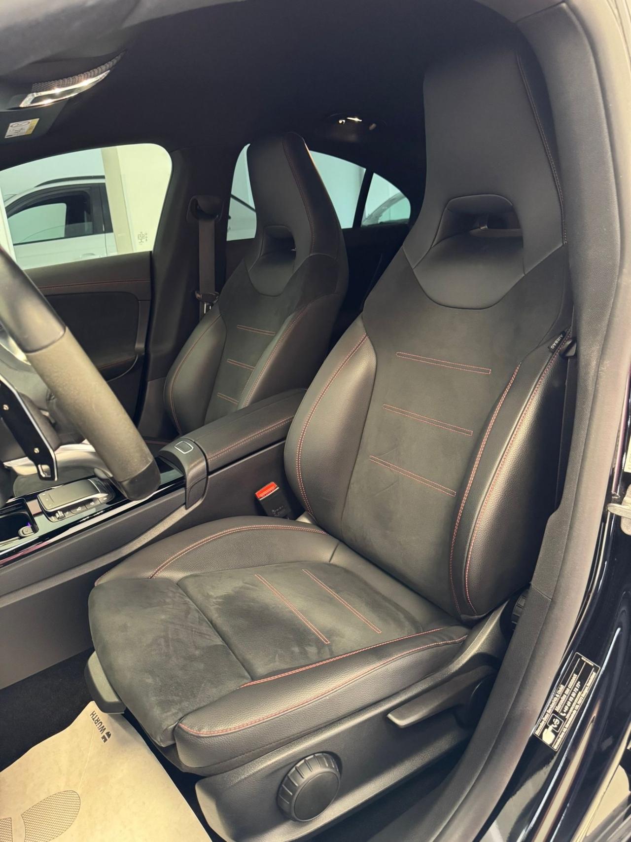 Mercedes-benz CLA 200 180 d Automatic AMG Line Premium Plus