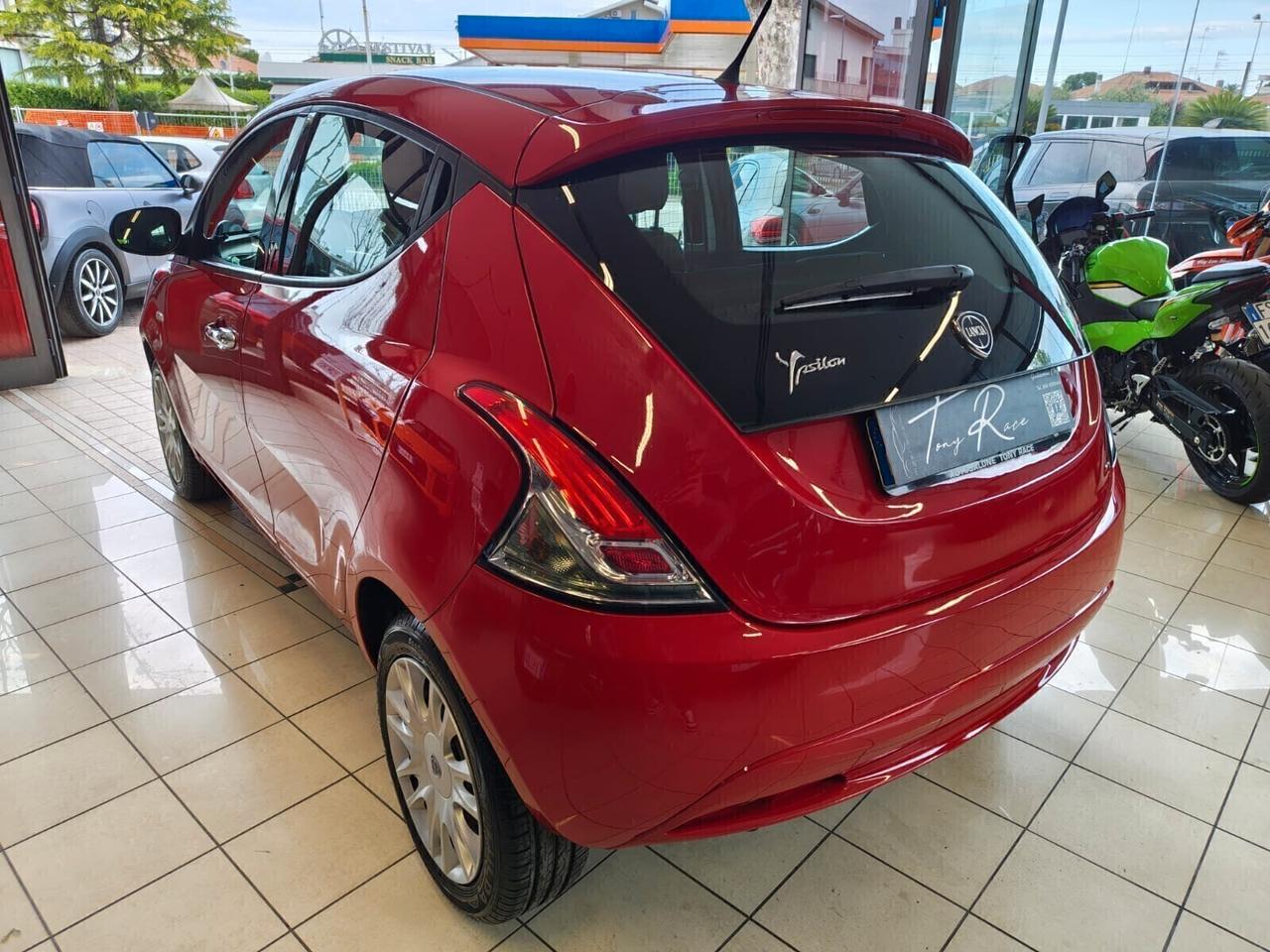 Lancia Ypsilon 1.3 MJT 16V 80 CV 5 porte S&S Platinum