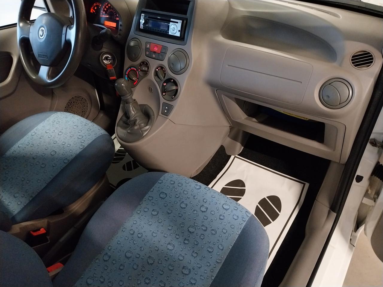 Fiat Panda 1.1 Active - ok neopatentati