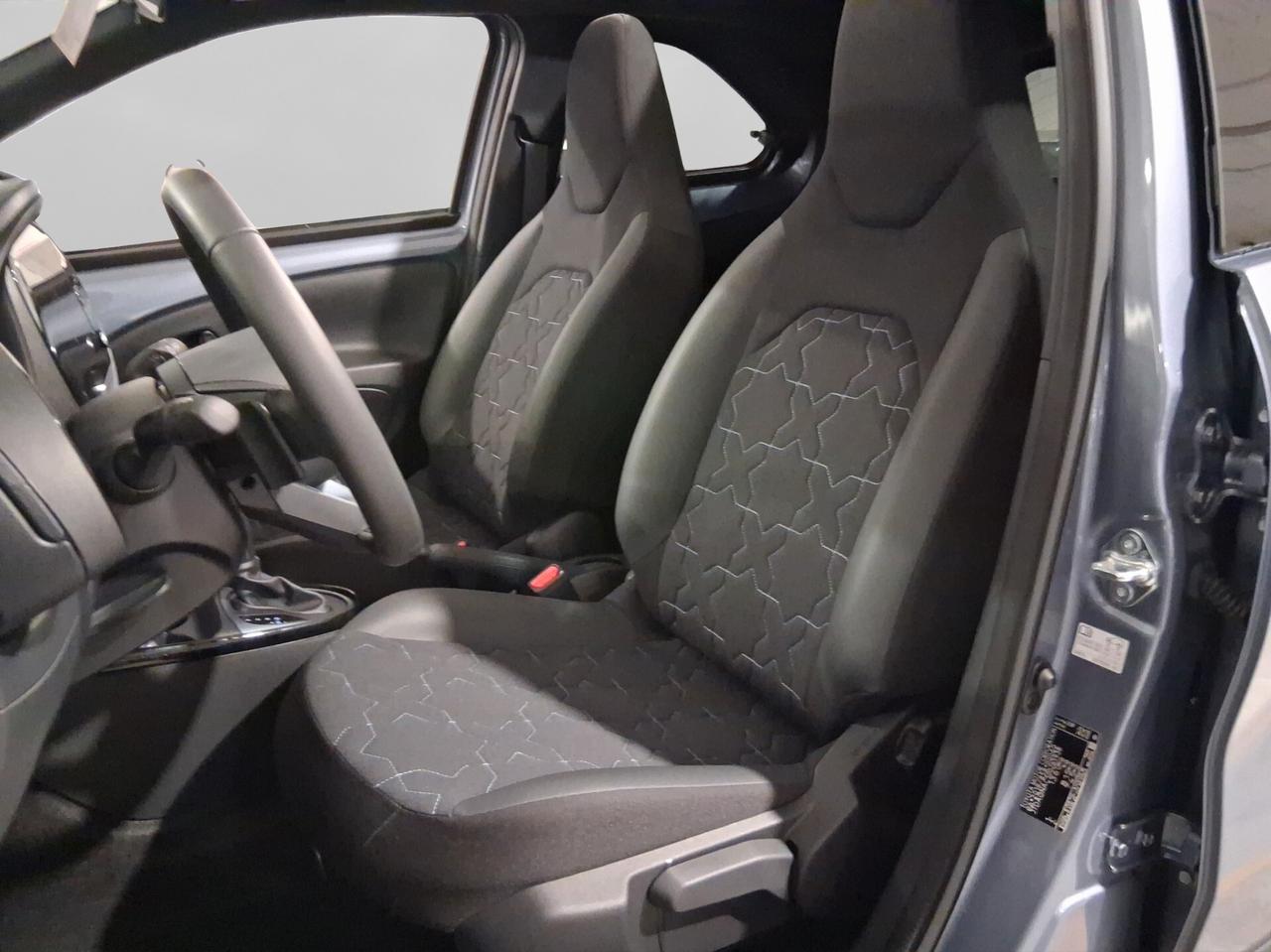 Toyota Aygo X 1.0 VVT-i 72 CV 5 porte Lounge Air S-CVT