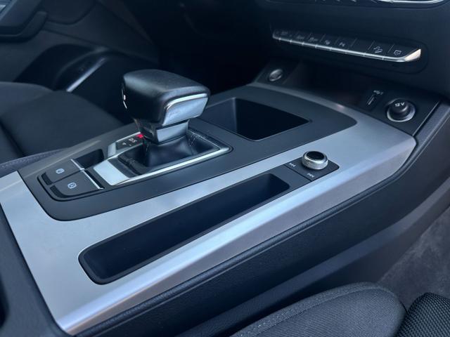 AUDI Q5 40 TDI quattro S tronic S line