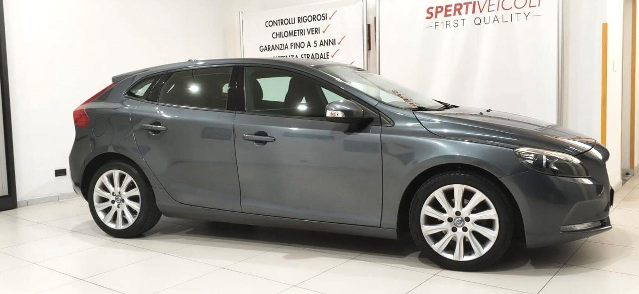 Volvo V40 D2 1.6 Kinetic