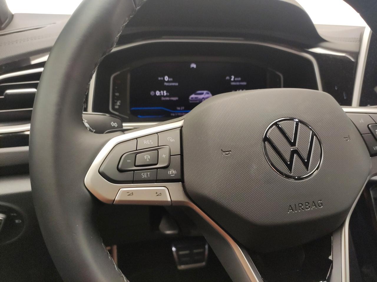 Volkswagen T-Roc 1.5 TSI ACT DSG R-Line