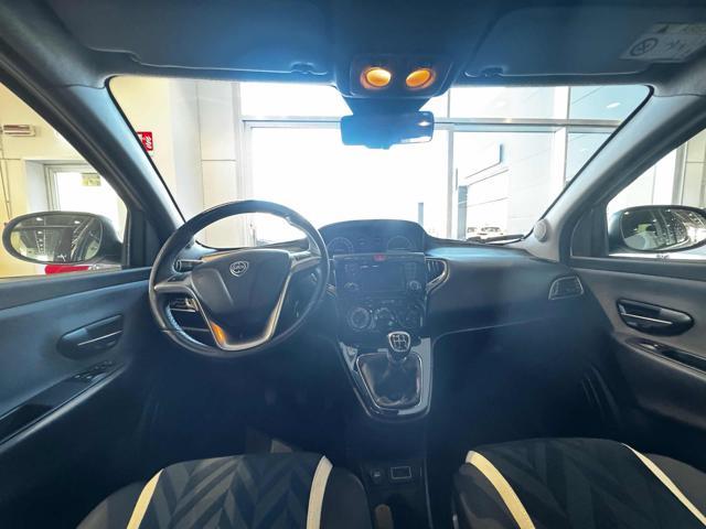 LANCIA Ypsilon 1.2 69 CV 5 porte Platinum