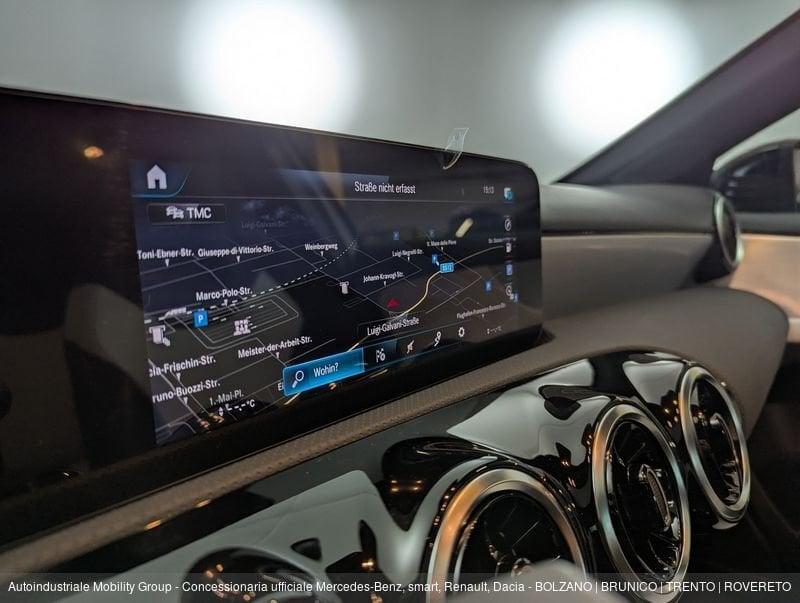 Mercedes-Benz Classe A 250 PREMIUM AUTOMATIC ''PACCHETTO NIGHT''