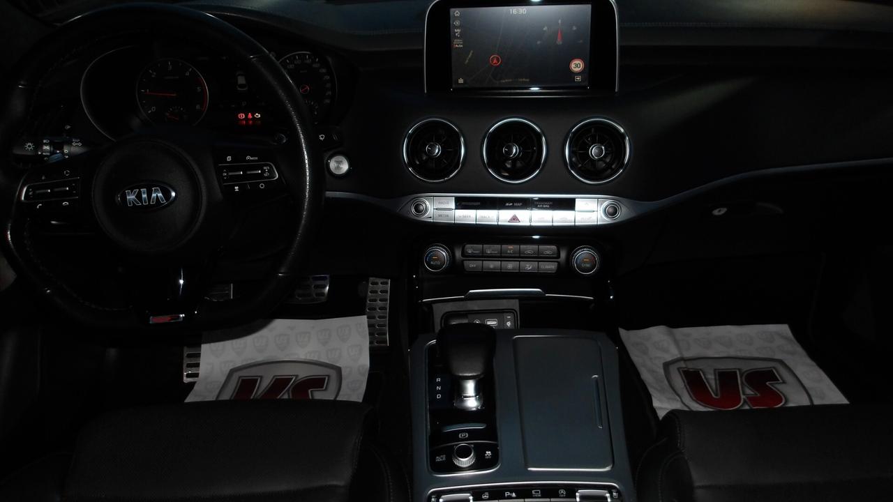 KIA STINGER 2.2 CRDI GT LINE-AUTO-PREZZO PROMO!