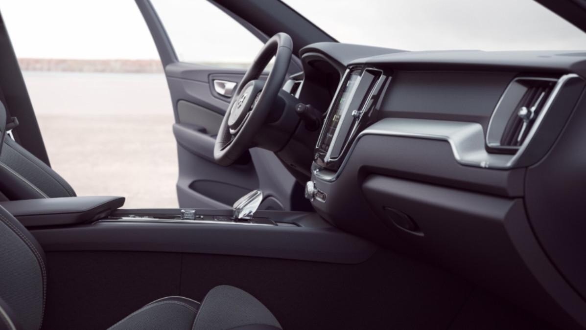 VOLVO Xc60 T8 Recharge Plug-In Hybrid Awd Aut. Ultimate Dark