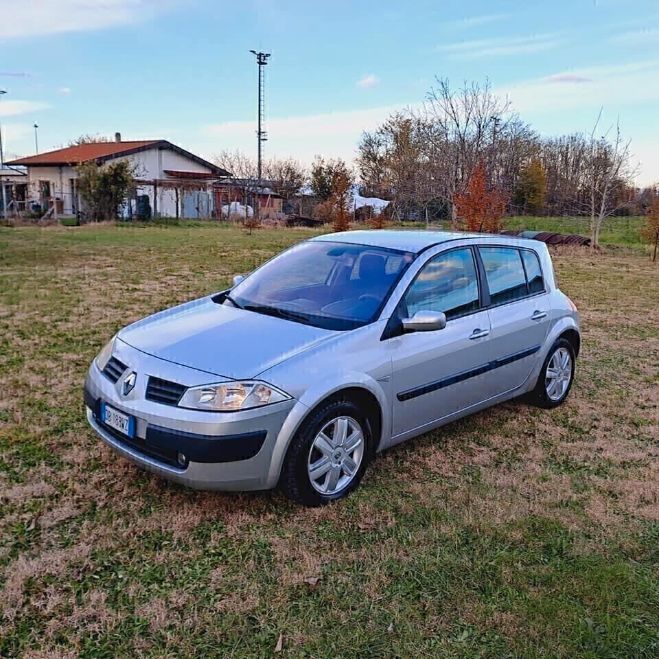 Renault 1.5 TDI CINGHIA NUOVA- NON CI SONO LAVORI DA FARE-