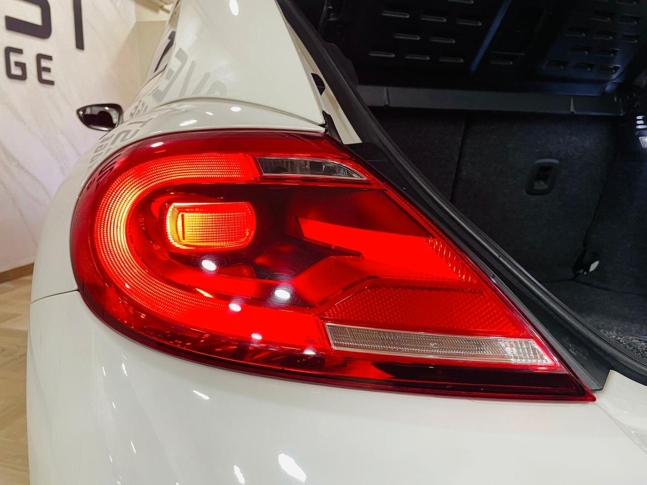 Volkswagen Maggiolino 1.6 TDI Design