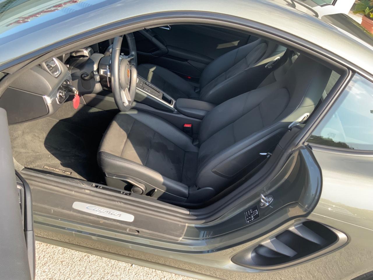Porsche Cayman COUPE 300CV